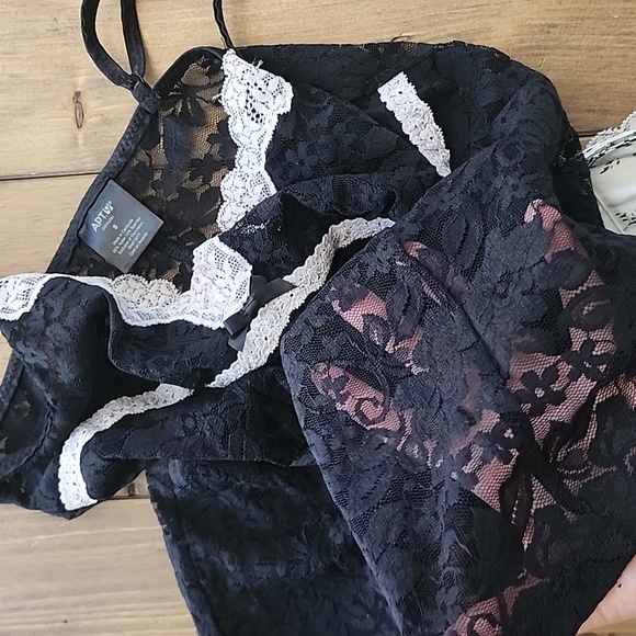 3 Piece Intimates/ Sleepwear Set By Apt. 9 - Picture 15 of 16